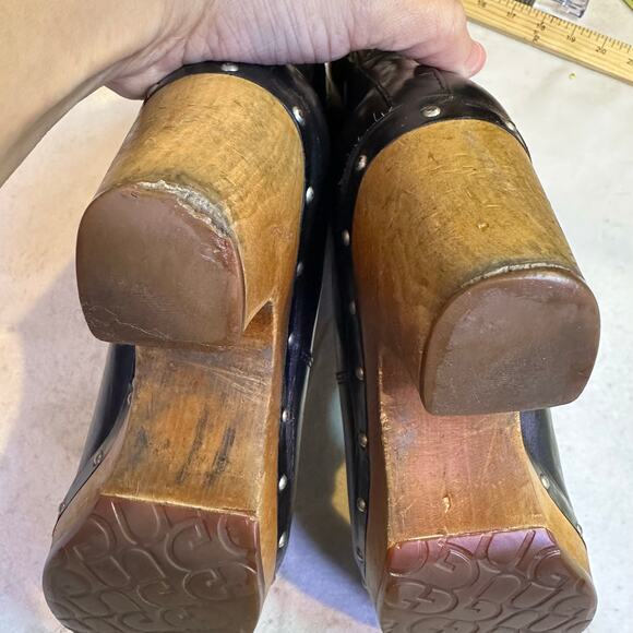 UGG Lynnea Australian Suede Shearling Lined Heeled sheep Boot Black 1958 Size 7 - Picture 12 of 13